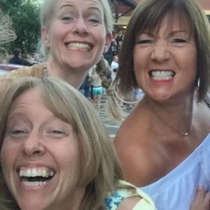 Meet your Posher, Christine